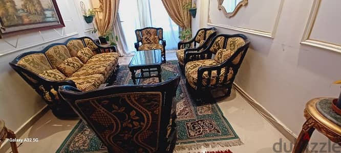 انتريه خشب طبيعي بالترابيزة