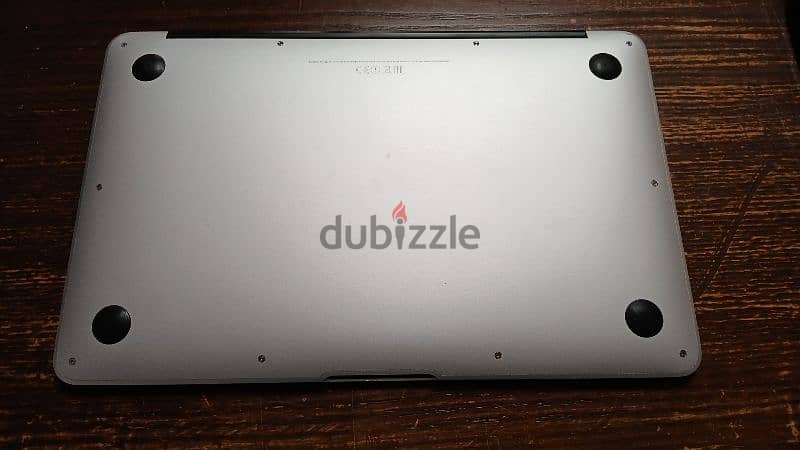 Macbook Air 11" Early 2015 8