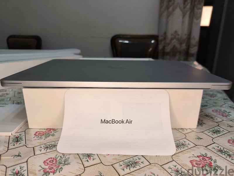 MacBook air M2 100% 15 INCH 9 C. C Arabic English A++ with all contents 2