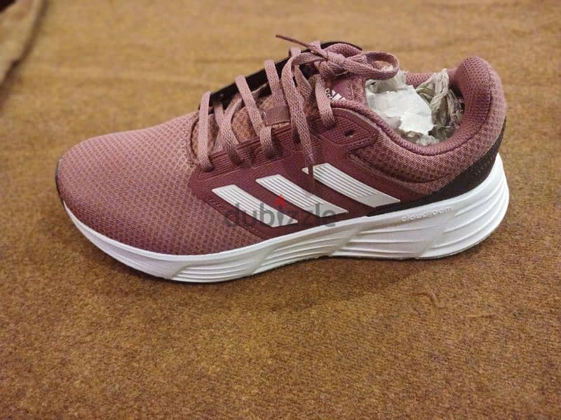 Adidas - Rebook - New Balance - Hugo Boss 4