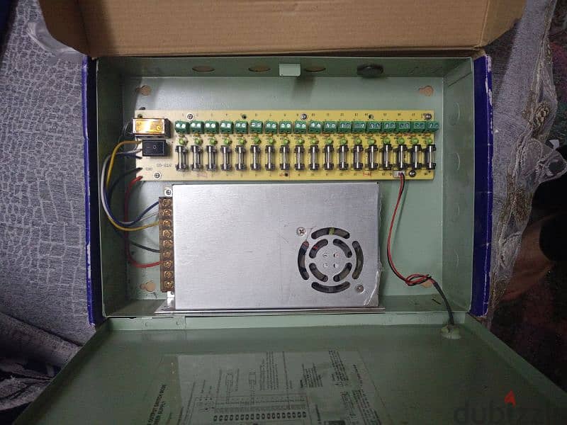 Mix Max Boxed Camera Power Supply 12V 20A 2