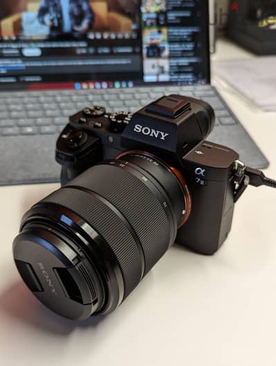 Sony A7ii + Camera Bag + 2 camera batteries