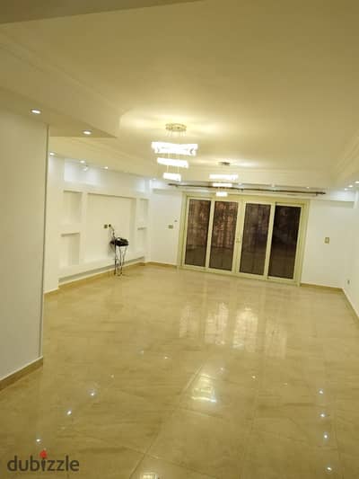 Twin house for rent in Pyramids Walk Compound with kitchen, air conditioners and heaters