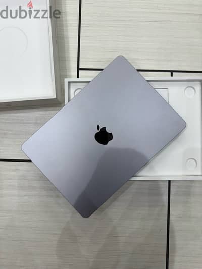 Macbook Air M3 16GB Ram Like New