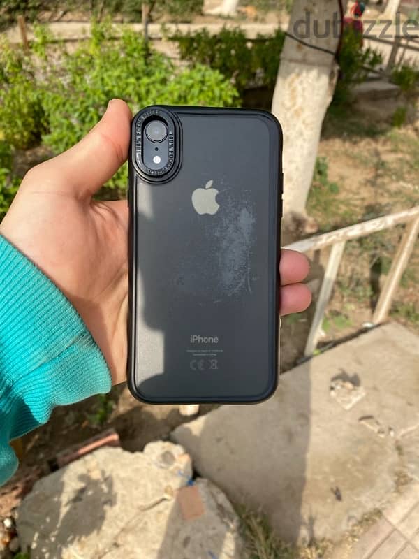 iphone Xr    64g 1