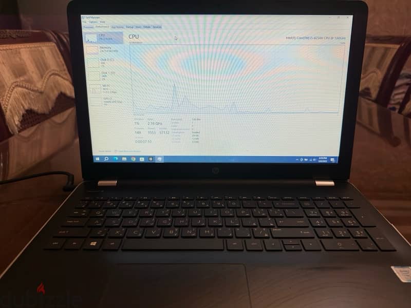 hp laptop in a good condition with core i5 8th gen cpu 16gb of ram 4