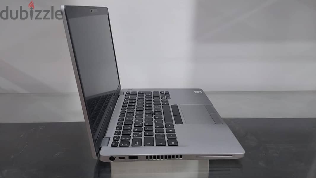 لو بتدور على لاب توب جيل عاشر سريع و قوي 16 جيجا رام يبقى Dell 5410 11