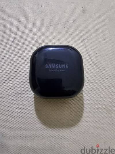 سماعة Samsung buds live