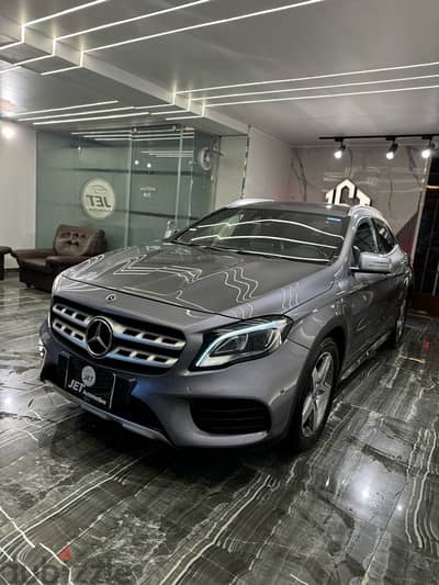 Mercedes Gla 180 model 2020 AMG