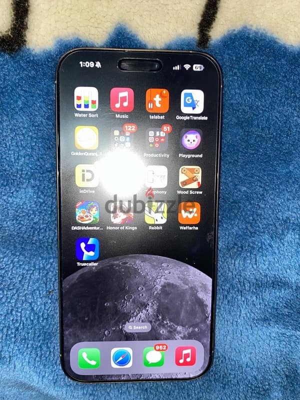 Iphone 16 pro max used like new 4