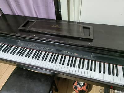 Yamaha calvinova electric piano