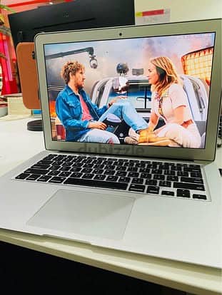 MacBook Air (13-inch, 2017) 4