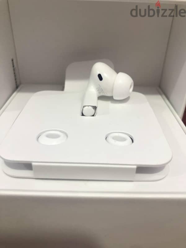 Airpods Pro 2 type c left side only 0