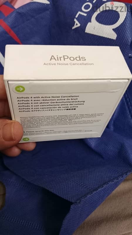 AirPods 4 noise cancellation 1