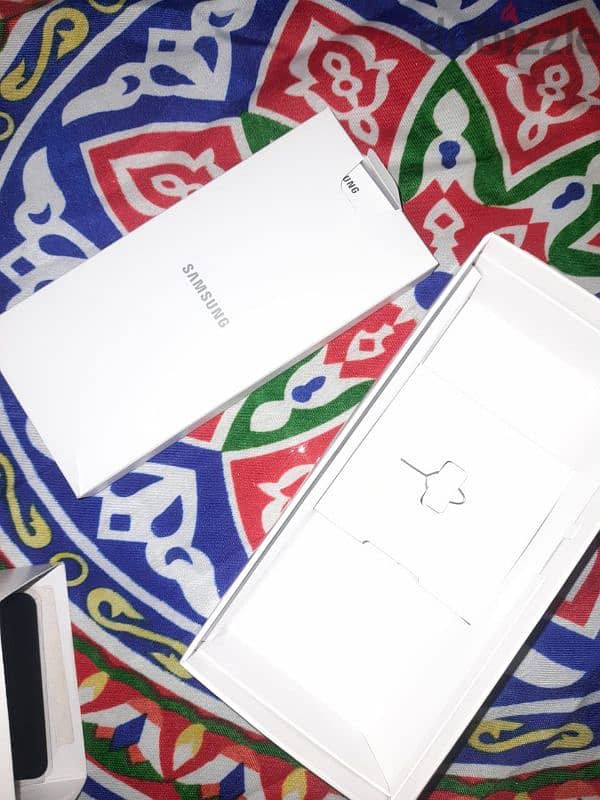 Samsung A32 | سامسونج a32 حالة ممتازه 3