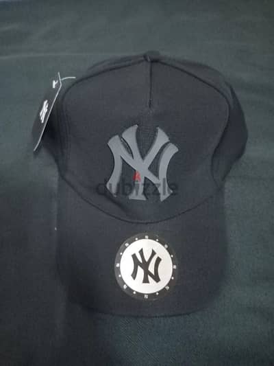 New York Yankees cap