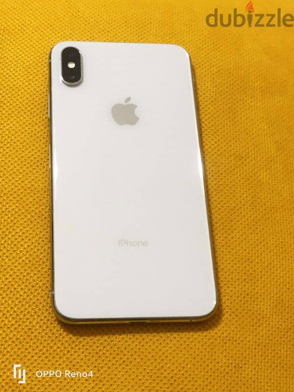 ايفون xs max 7