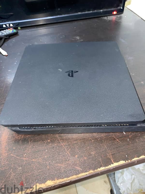 ps4 slim 1TB بلايستيشن ٤ سليم 4