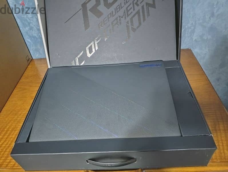 ASUS ROG zephyrus G15 14