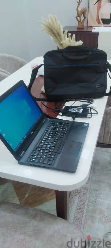 Dell Latitude E5570 4