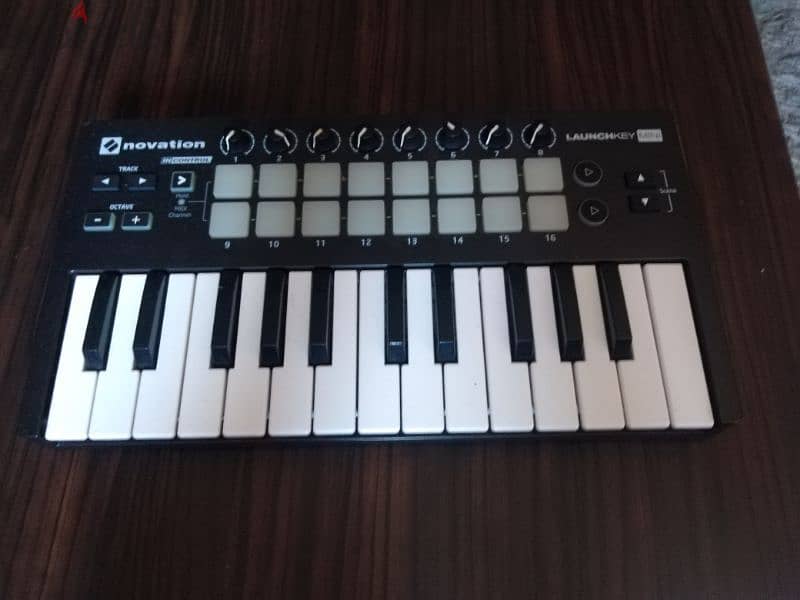 midi novation launchkey mk2 25keys ميدي 0