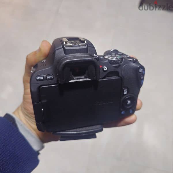 canon 200d كاميرا كانون كسر زيرو استخدام بسيط جدا مع عدسه 50 mm 12