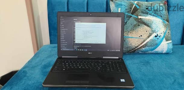 Dell precision 7520 Workstation Core i7 6820 HQ جيل سادس