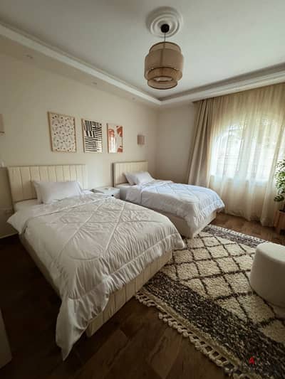 Fully furnished modern Apartment 155 m for rent Hyde park new cairo