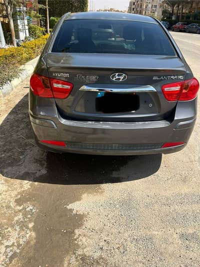 Hyundai Elantra 2019