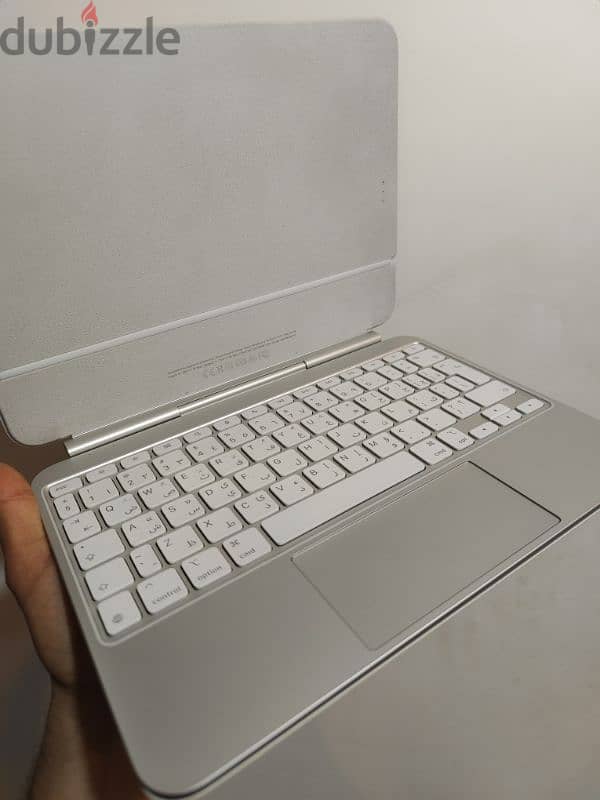 Apple Magic Keyboard 11 in M4  White عربى انجليزي 4