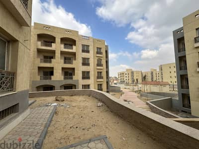 Apartment for sale in Paradise compound شقة استلام فورى بارادايس تجمع