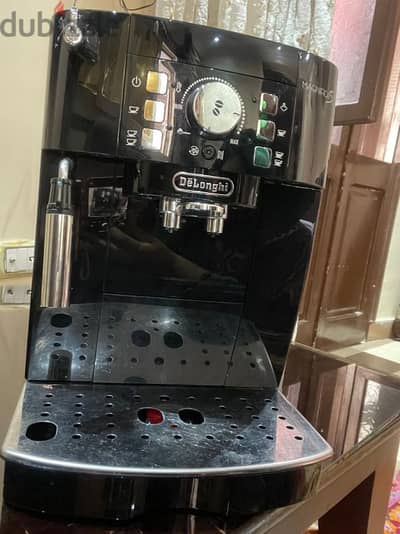 delonghi magnifica s coffee machine