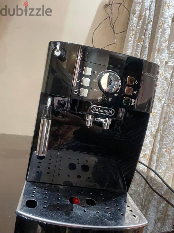 delonghi magnifica s coffee machine 2