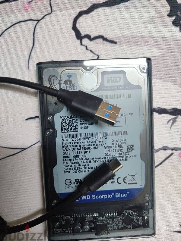 هارد لاب  640 جيجا  western digital blue بالراكة 12