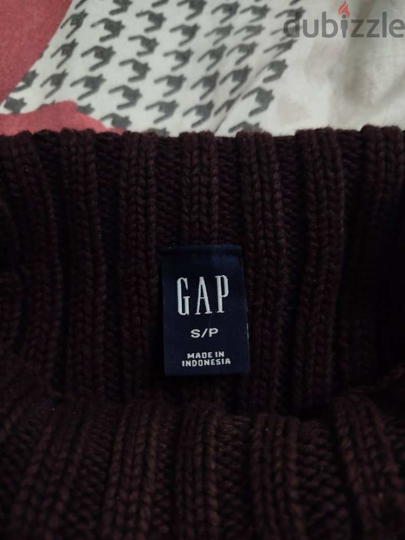 بلوڤر ماركة GAP لون نبيتي غامق 4