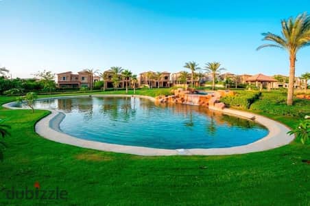 شقة 170م للبيع بسعر لقطة فى كمبوند سوان ليك بمدينة الشيخ زايد بالتقسيط على 7 سنين  - Swan Lake El sheikh Zayed