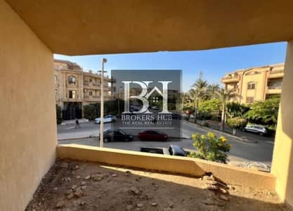 Penthouse Apartment with roof for sale The Icon 2 New Cairo