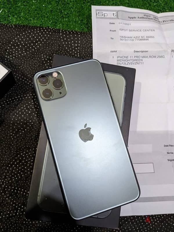 iPhone 11 Pro Max 0