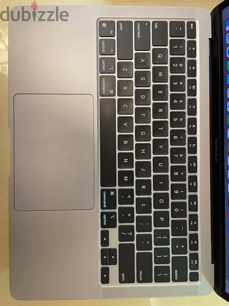 Macbook pro 2017 with touch bar 5