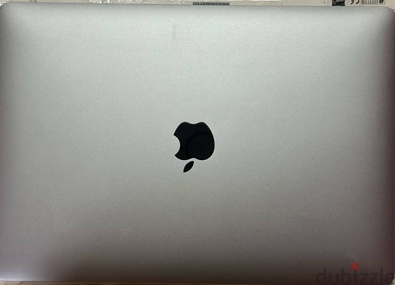 MACBOOK PRO M1 LIKE NEW 6