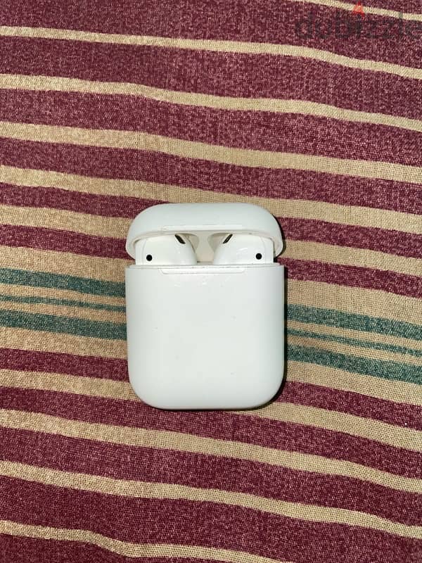 Airpods 2nd generation original good condition 2