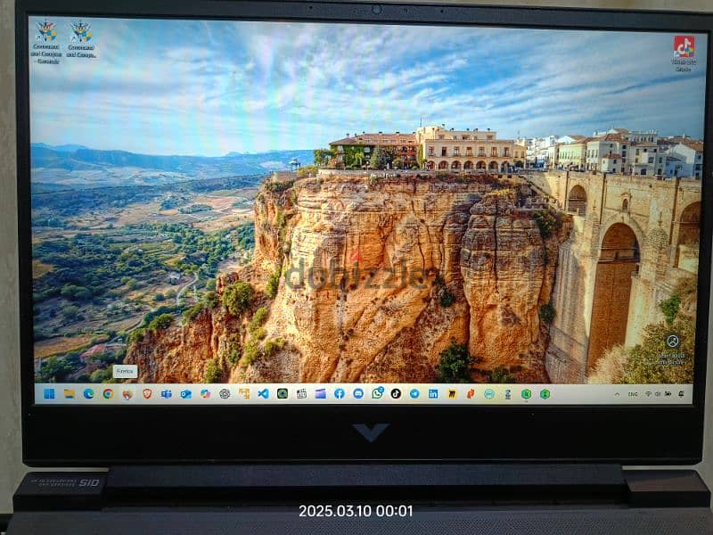 HP Victus 15.6 i5 12450H GTX 1650 SSD 512 RAM 16G (Cam does not work) 1