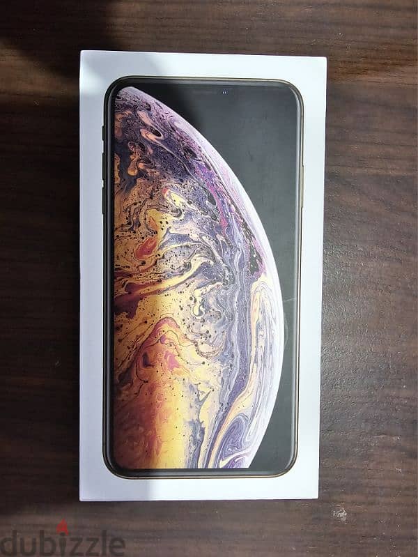 للبيع ايفون XS MAX 64G GOLD 9