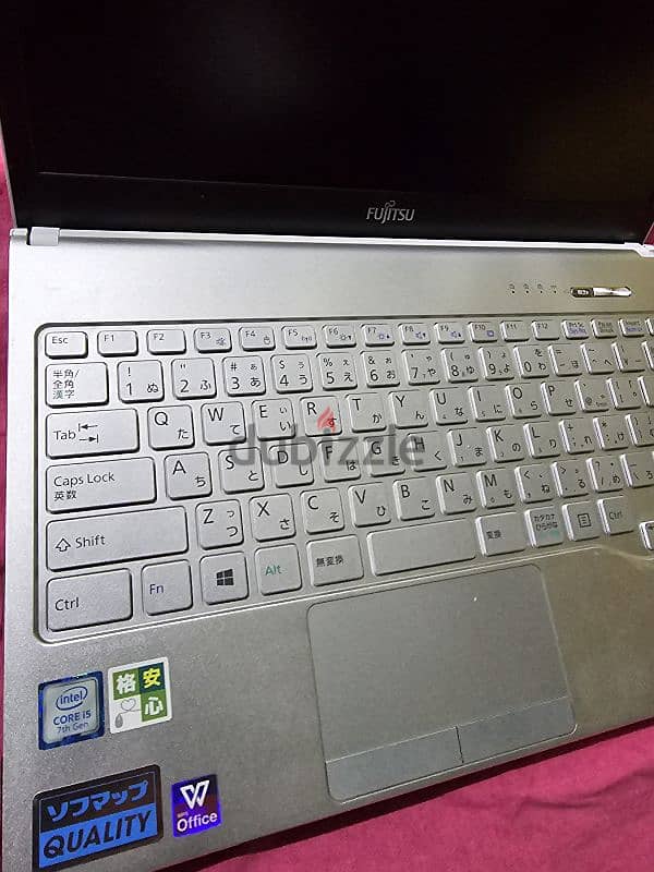 fujitsu laptop 2