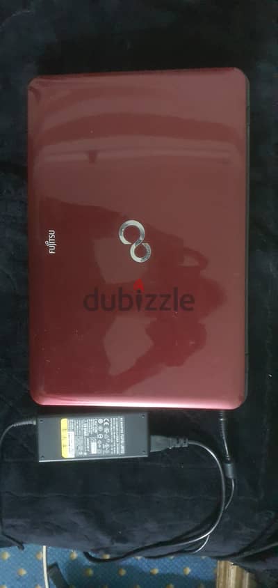 Laptop Fujitsu i5 2th 4gb