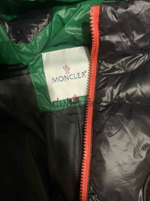 جاكت moncler & zara 2