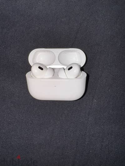 Apple AirPods Pro (2nd Generation) with MagSafe Case (USB‑C) ​​​