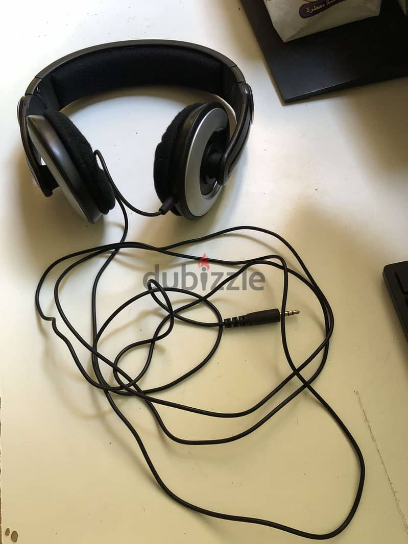 Sennheiser HD205ii 1