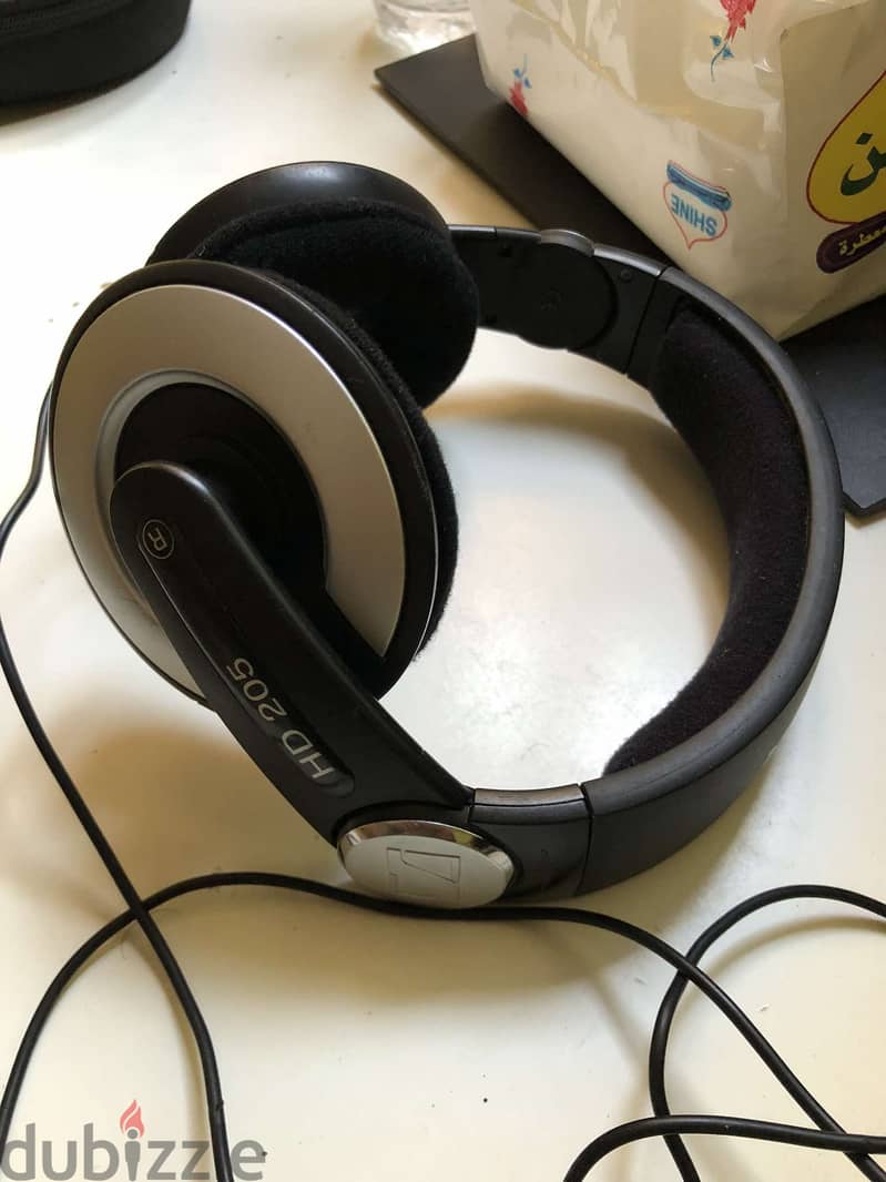 Sennheiser HD205ii 5