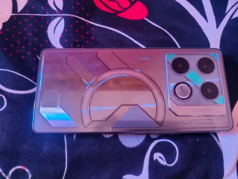 INFINIX GT20 PRO 1